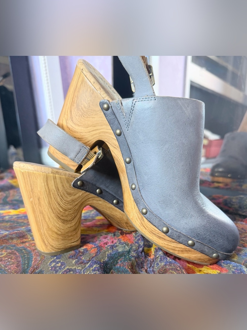 Kork-Ease Elephant Grey Blue Suede Block Heel w/metal Studs Wood-Effect Heel
